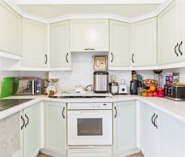 3 bedroom apartment to rent - Photo 5
