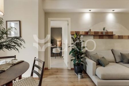 Apartamento de alquiler en Carrer de Balmes, El Putget i el Farró - Photo 4
