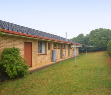 Private Unit in Duplex in Centenary Heights - Photo 2