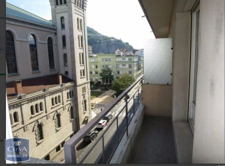 Appartement à louer 3 pièces 77.59m² - Photo 4