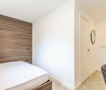 1 bed Shared Flat for Rent - Photo 1