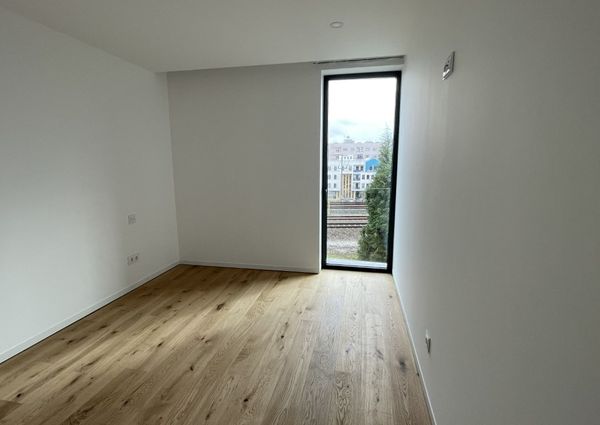 Apartamento T2 de Luxo no Cais da Fonte Nova com Vistas Deslumbrantes para a Ria de Aveiro