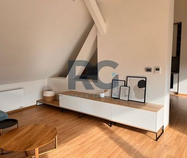 Pronájem bytu 2+kk 101 m² - Fotografie 2