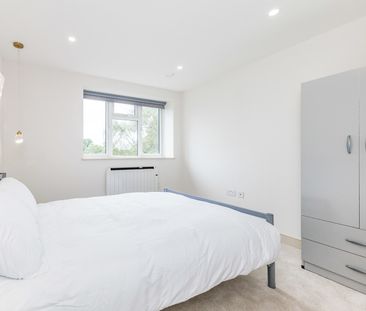 2 bedroom apartment to rent Mulgrave Road, Sutton, SM2 - Photo 5