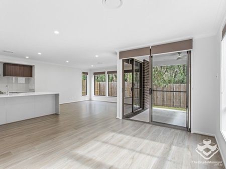 Modern Home! - Photo 3