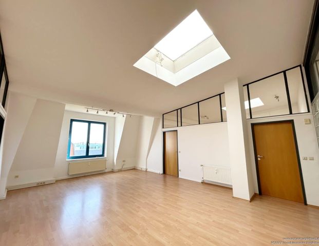 Repräsentatives Arbeiten über den Dächern der Stadt - Foto 1