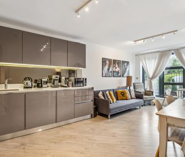 1 bedroom flat to rent - Photo 2