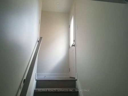 For Lease - 16 Lady Evelyn Crescent Unit# Lower, Brampton, Ontario - Photo 2