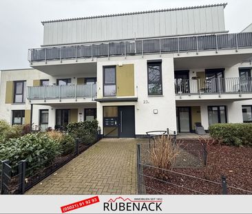 Moderne Dachgeschosswohnung mit Dachterrasse in Nienburg - barriere... - Photo 5