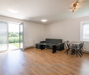 Pronájem bytu 2+kk 67 m² - Fotografie 1