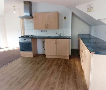 2 bedroom flat to rent - Photo 6