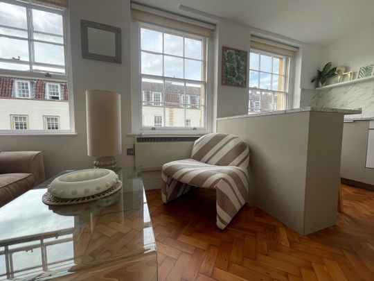 1 Bed Flat, Weston House, BS1 - Photo 1