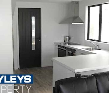 Stunning Studio Room - Photo 3