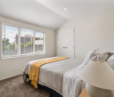 Stylish Northcote Haven! - Photo 3