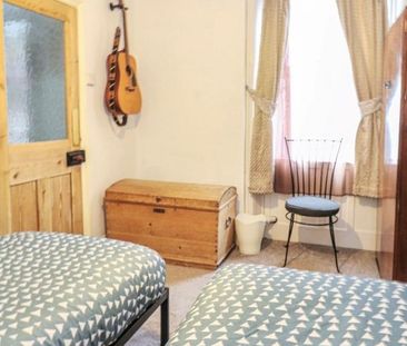 2 bedroom maisonette to rent - Photo 3