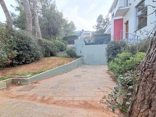 Μονοκατοικία για ενοικίαση Κέντρο (Διόνυσος) - Φωτογραφία 1