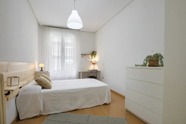 Calle de Montesa, Madrid, Community of Madrid 28006 - Photo 1