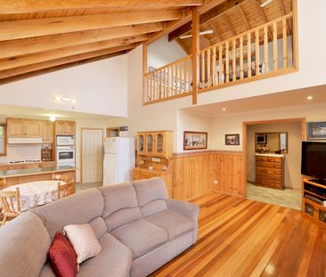 3 Sandra Street, Bulleen VIC 3105 - House For Rent | Domain - Photo 5