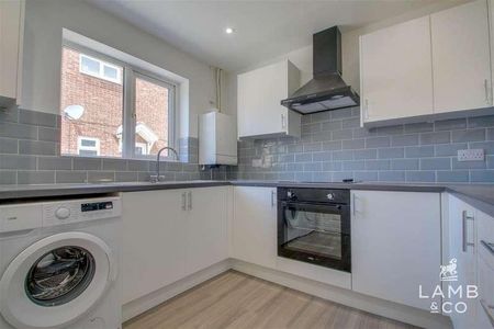 Wistaria Place, Clacton-on-sea, CO16 - Photo 4