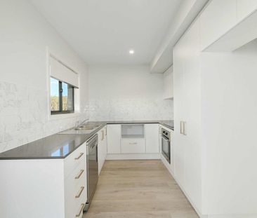 MODERN LIVING WITH ADDED CONVENIENCE! - Photo 4
