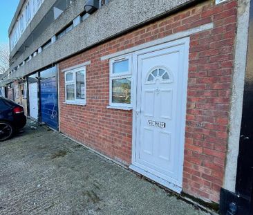 Studio to rent - Photo 6