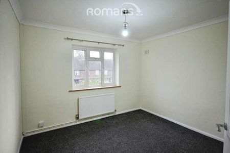 Thirlmere Avenue, Slough, SL1 - Photo 4