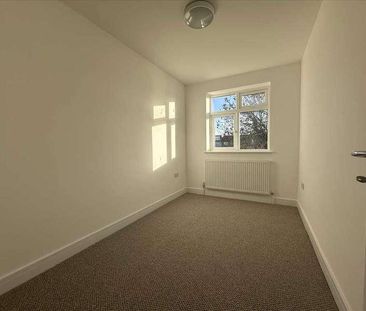 Denecroft Crescent, Hillingdon, UB10 - Photo 4