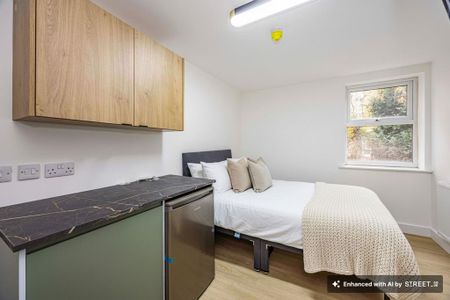 1 bedroom house of multiple occupation to rent - Photo 4