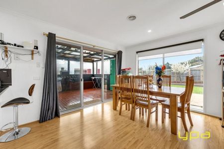 Fantastic Family Home for Rent in Berwick - Photo 2