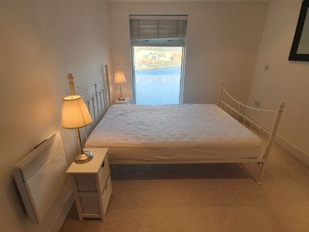 Altamar, Kings Road, Swansea, Marina, SA1 8PY - Photo 5