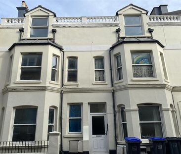 West Street, Worthing - Photo 1