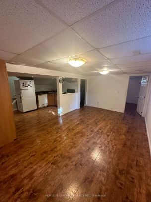 Detached Home For Lease | X8333008 - Photo 1