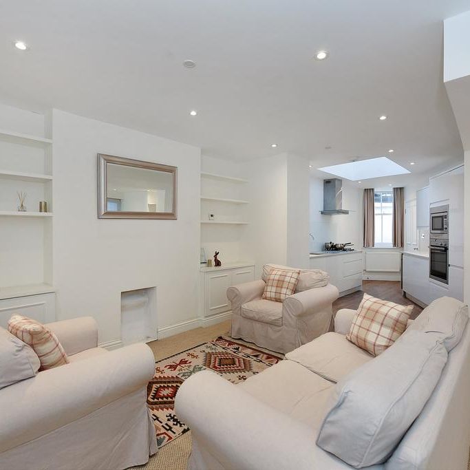 2 bedroom flat to rent - Photo 1