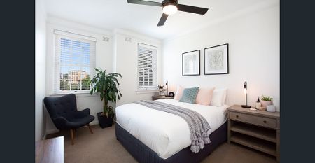 Fully Furnished - Chic Art Deco Apartment - Photo 2