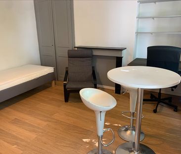 Location Appartement 1 pièce 20m² LILLE 59000 - Photo 2