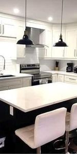 1 CH - 2 SDB - Sherbrooke - $750 /mo - Photo 3