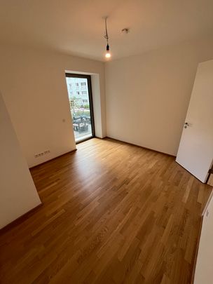 Wunderschön mit Einbauküche in der Nähe vom Volkspark Friedrichshain! - Photo 1