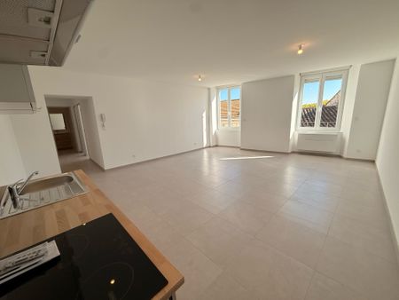 AGENCE BAZILLE - Appartement de type 3 a Saint Hippolyte du Fort - Photo 2