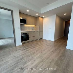 1 Bed & 1 Bath - Central Condos - 38 Wdmer - Photo 2