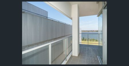 Welcome to Elevated Living in the Heart of Perth - Photo 3