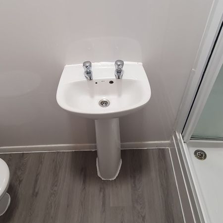 Flat 4, 20 Mundy Place, Cathays, Cardiff, CF24 4BZ - Photo 4