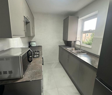 2 bedroom private hall to rent - Photo 1