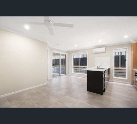1/16 Silver Gum Cct, Edgeworth, NSW 2285 - Photo 5
