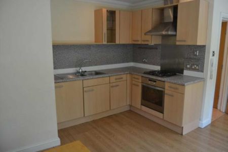 Price £1,100 pcm - Available Now - Furnished - Photo 5