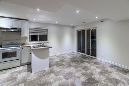 For Lease - 35 Hummingbird Lane, St. Thomas, Ontario - Photo 3