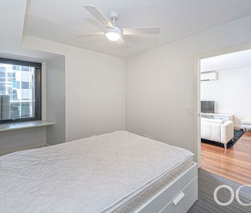 OPEN THE DOOR TO 'UNO' – CITY CENTRE LIVING AT ITS BEST - Photo 4