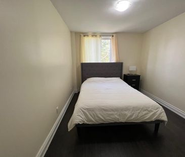 For Lease - 37 1/2 Cumberland Street, St. Catharines, Ontario - Photo 6