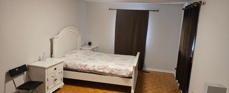 For Lease - 463 Commonwealth Circle, Mississauga, Ontario - Photo 4