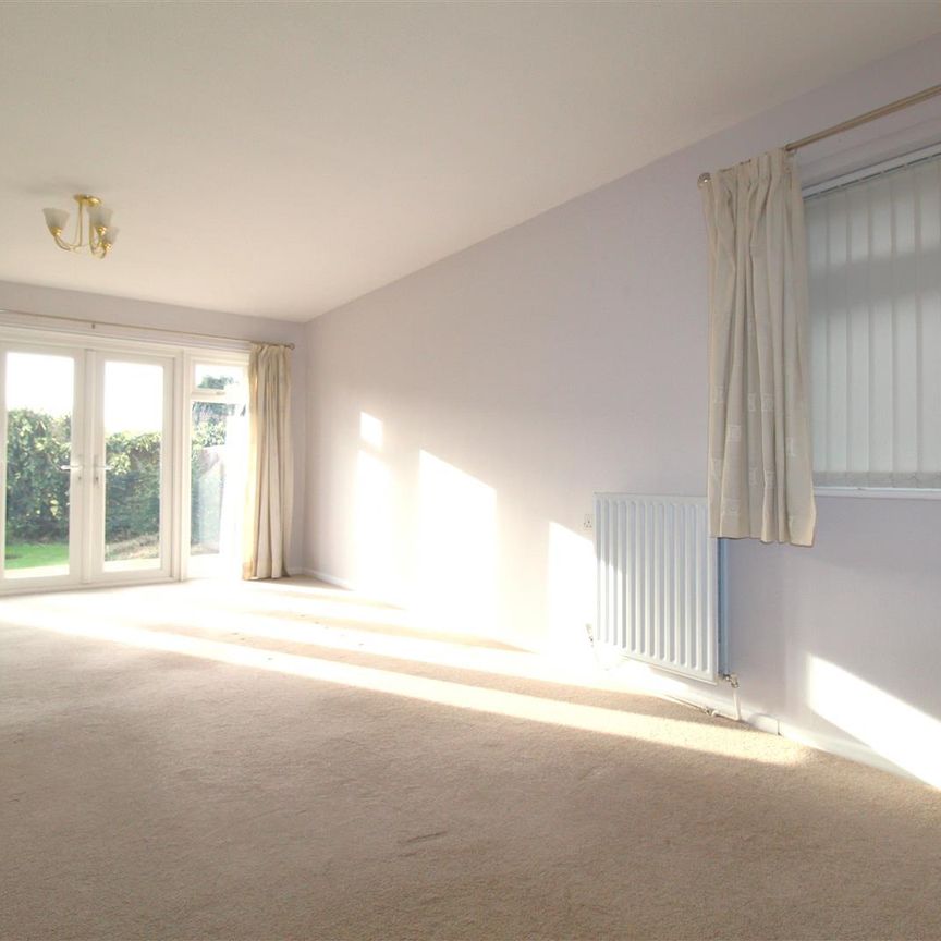 Penns Close, Cubbington - Photo 1