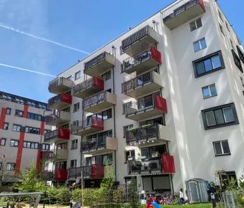 Zentrale Lage beim HAUPTBAHNHOF / helle moderne 2-Zimmer Wohnung / BALKON / 4. OG - Photo 2